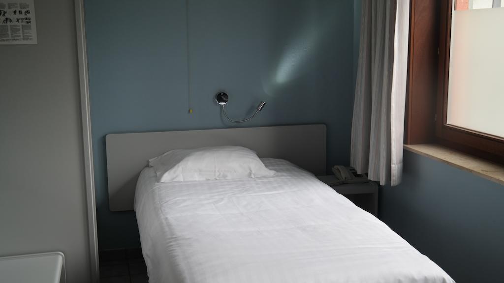 De Bonte Os Hotel & Tower Руселаре Номер фото